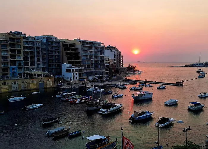 Spinola Shoreline St Julians